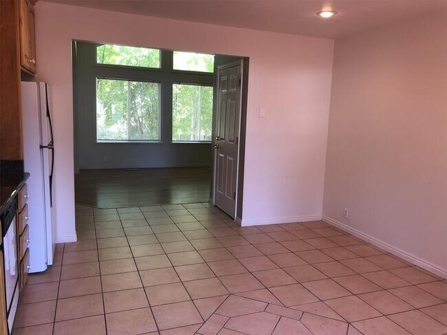 Building Photo - 1638 Fort Union Blvd