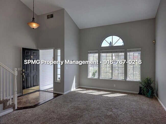 Building Photo - Beautiful 4BR/3BA Home in Rocklin 3-Car Garage & Low-Maintenance Backyard