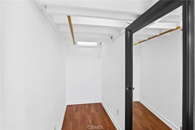 Building Photo - 1290 N Coast Hwy