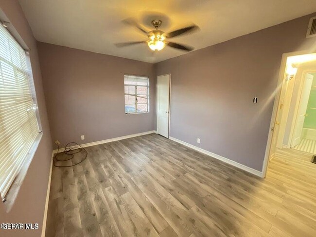 Building Photo - 316 Barcelona Dr