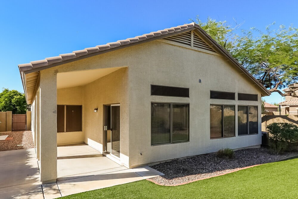 Building Photo - 3556 W Warren Ln