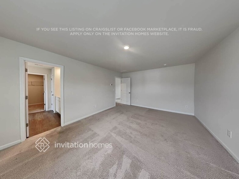 Building Photo - 5116 Spring Breeze Blvd