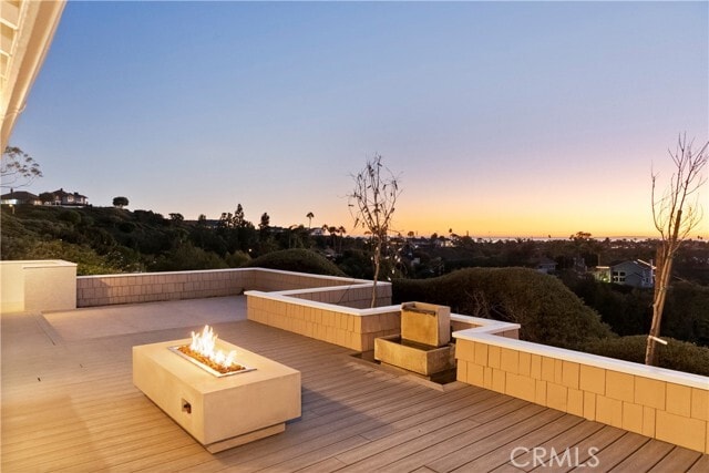 Building Photo - 703 Calle Brisa