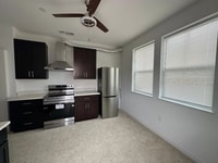 Building Photo - 2812 Rabbit Holw Dr