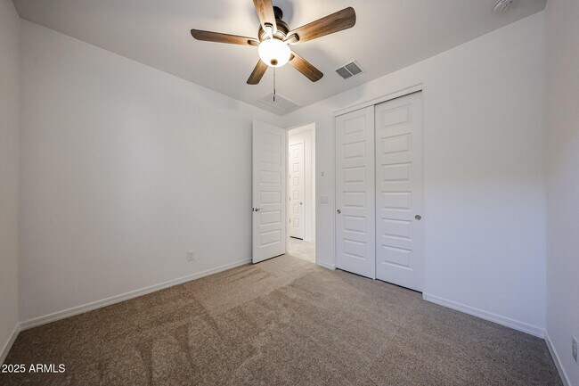 Building Photo - 8721 W Windsor Blvd