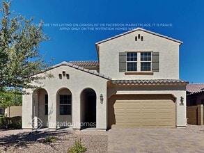 Building Photo - 1056 S 200th Ln