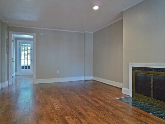Building Photo - 24 Fayette St