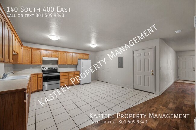 Building Photo - 140 S 400 E
