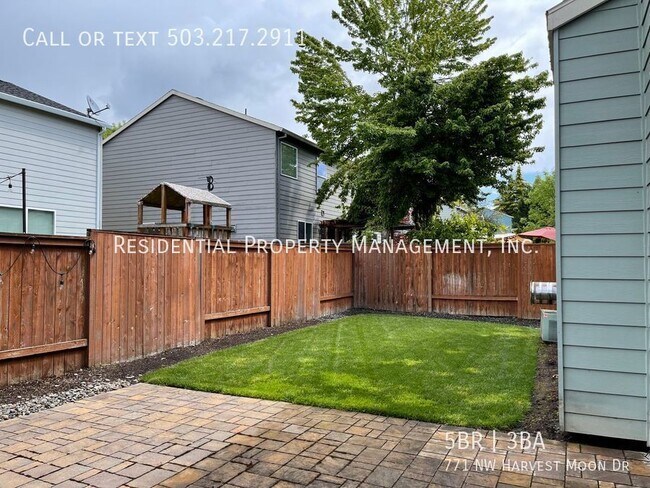 Building Photo - Alderbrook Neighborhood Home is located in...