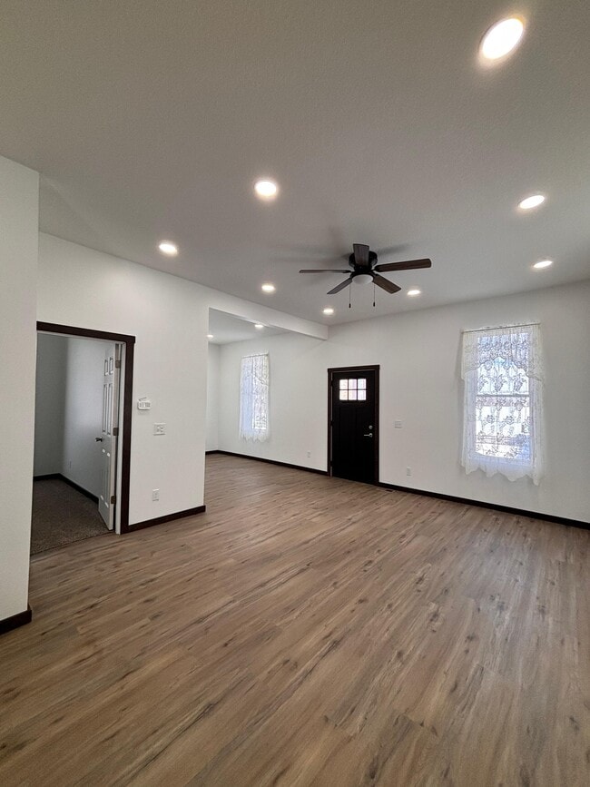 Building Photo - 7058 IN-8