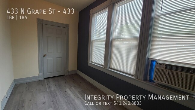 Building Photo - 433 N Grape St