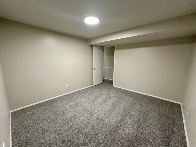 Building Photo - 2129 Creek Way