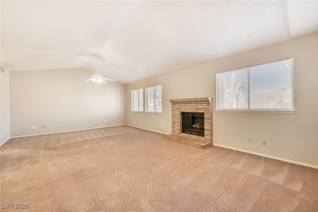 Building Photo - 395 Chadwick Cir