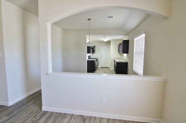 Building Photo - 4314 Almeda Meadows Dr