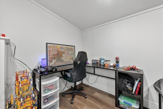 Building Photo - 9082 Wolf Run