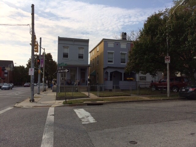 Building Photo - 274-276 S Loudon Ave