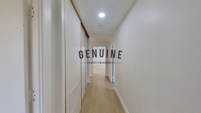 Building Photo - Charming 3Bd 2Ba Condo in 55+ Community