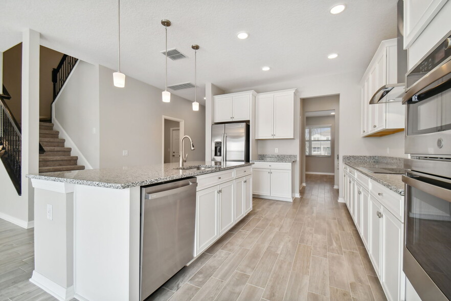 Building Photo - 38190 Shale Stone Ct