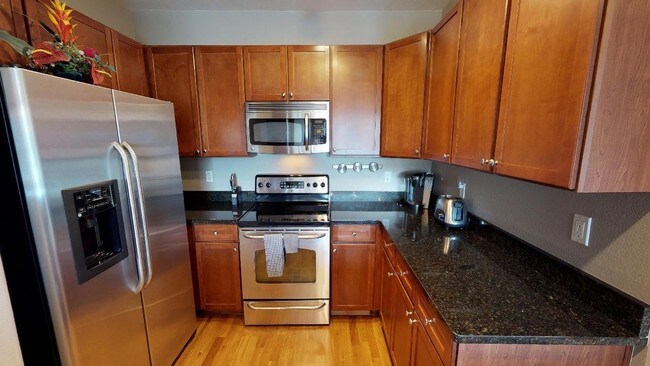 Building Photo - 9079 East Panorama Circle, Unit 201