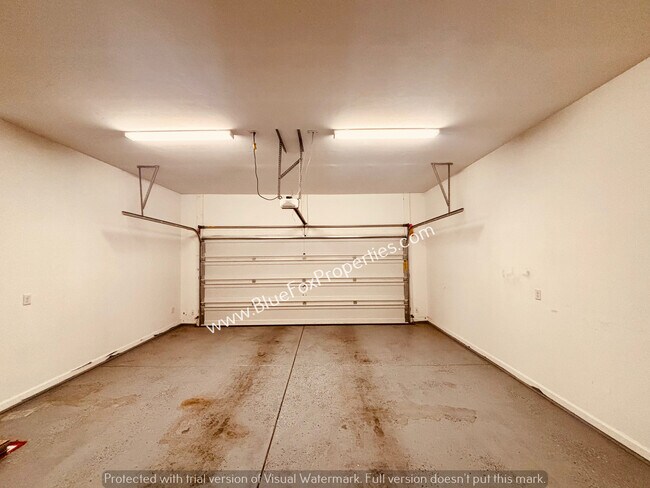 Building Photo - 198 E Woolystar Ct