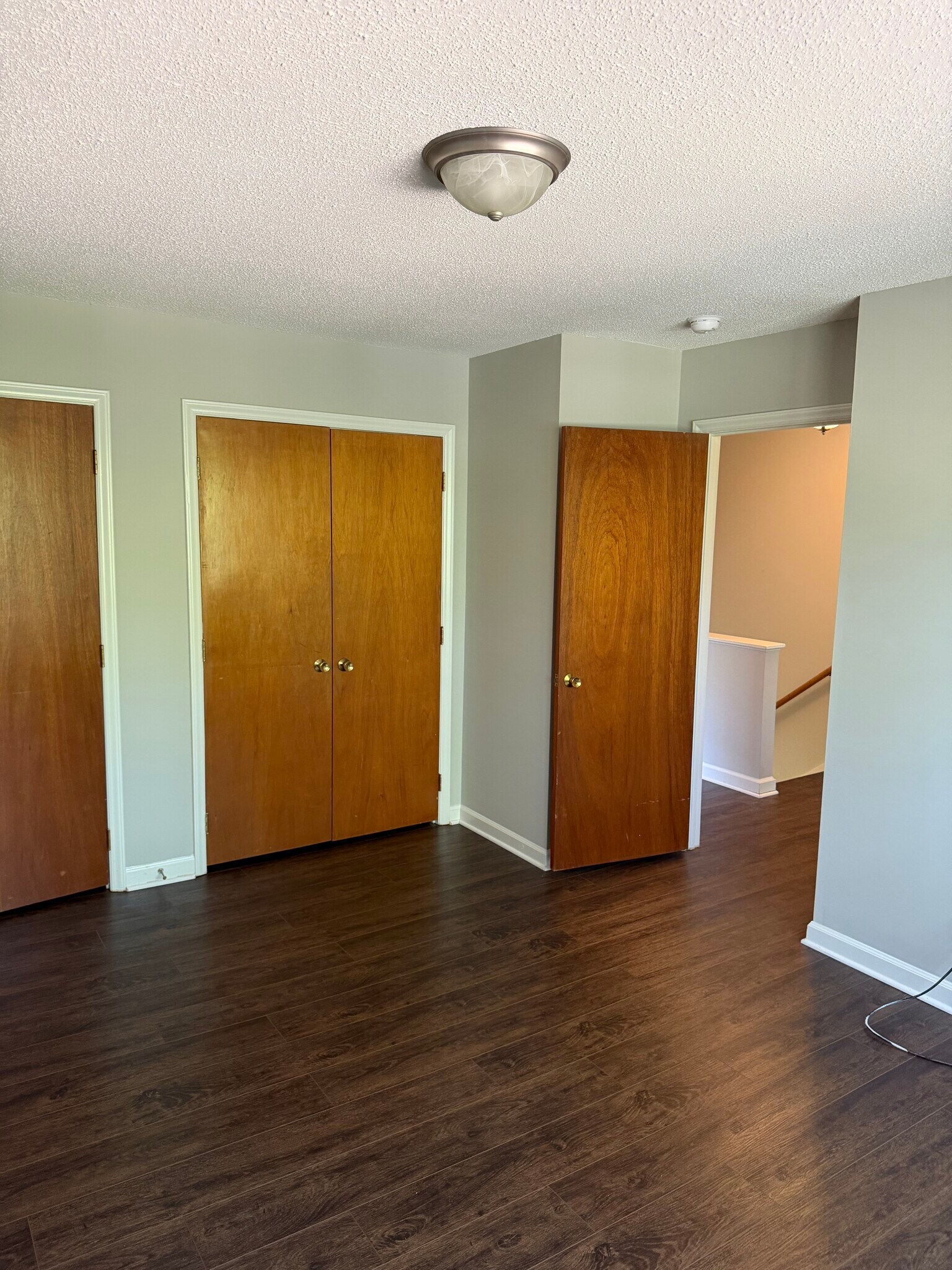 Building Photo - 2104 Fairview Rd