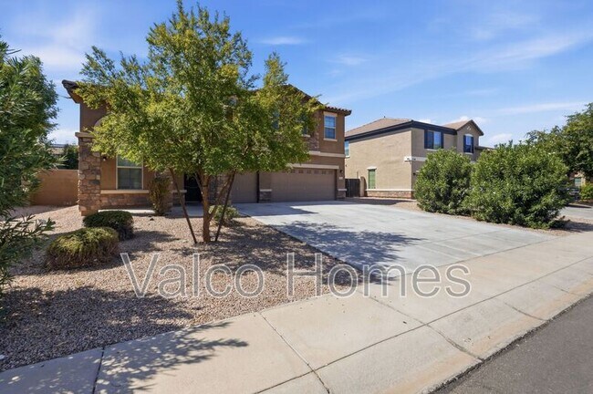 Building Photo - 2949 E Isaiah Ave