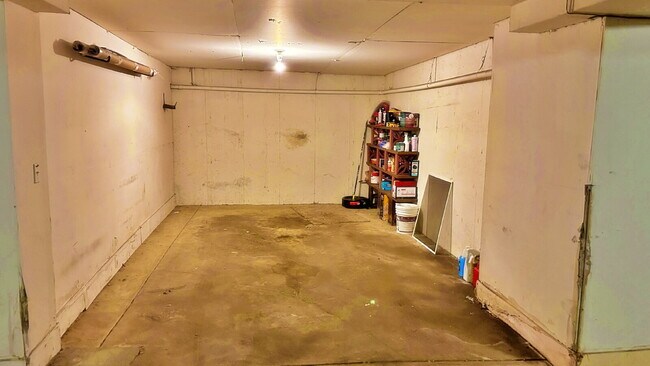 Building Photo - Quiet End Unit 3 Bed 2 Bath Townhome in Cherry Creek Schools Close to Cherry Creek Reservoir!! 2 ...