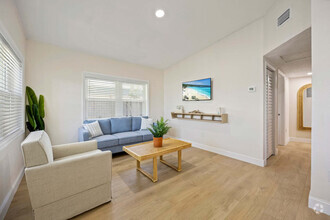 Building Photo - 637 S Orlando Ave