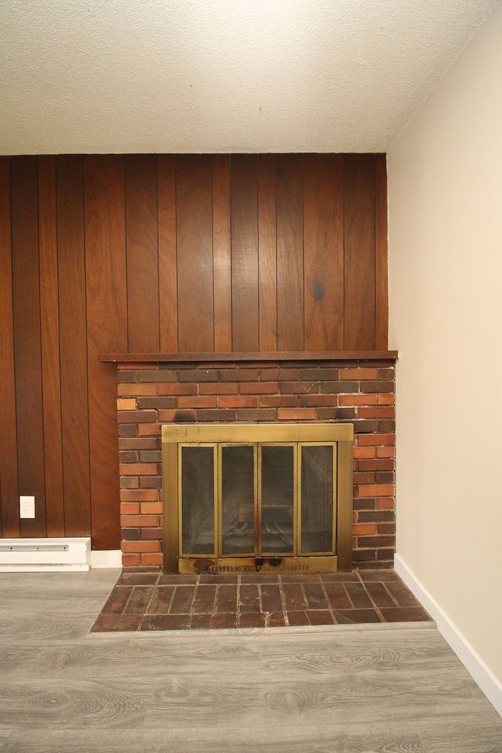 Building Photo - 8924-8934 SE Ellis St