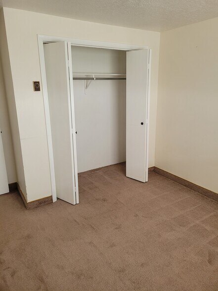 Bedroom 2 - 180 E 100 N