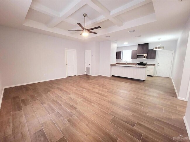 Building Photo - 3409 Fuerte Ave
