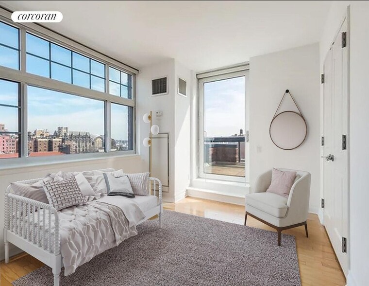 Building Photo - 272 W 107th St