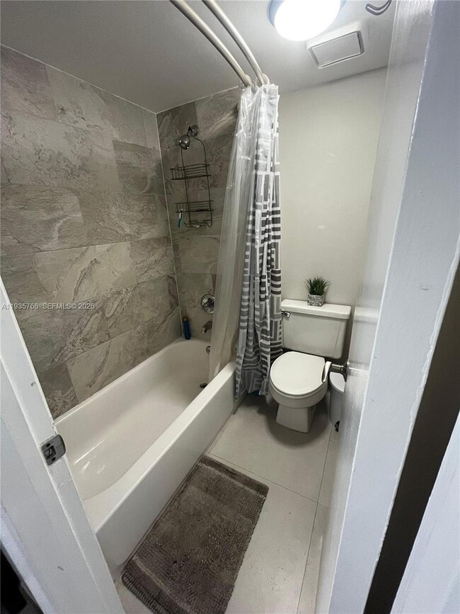 Building Photo - 16511 Blatt Blvd