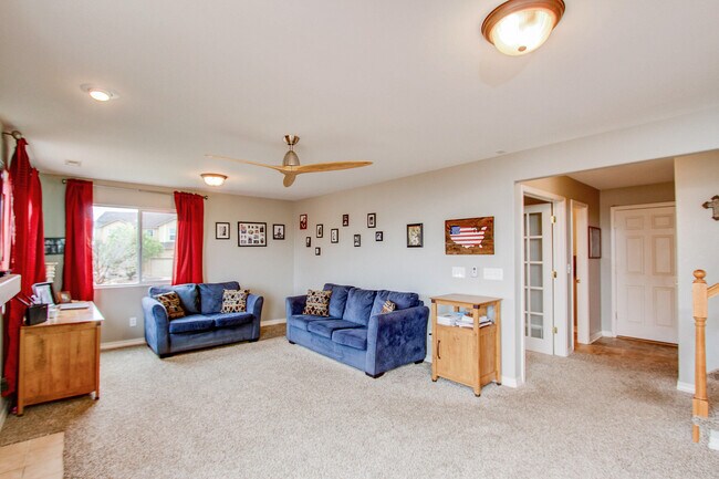 Building Photo - 4038 Pronghorn Meadows Cir