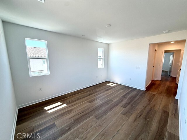 Building Photo - 135 Evergreen Ln
