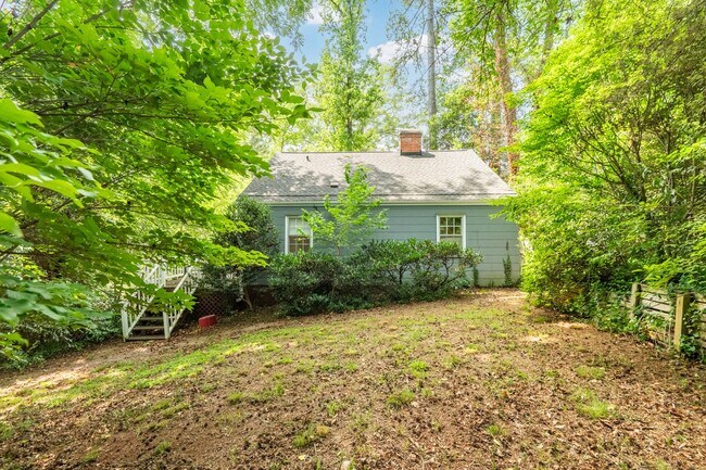 Building Photo - Charming Bungalow in Sunset Hills Neighborhood