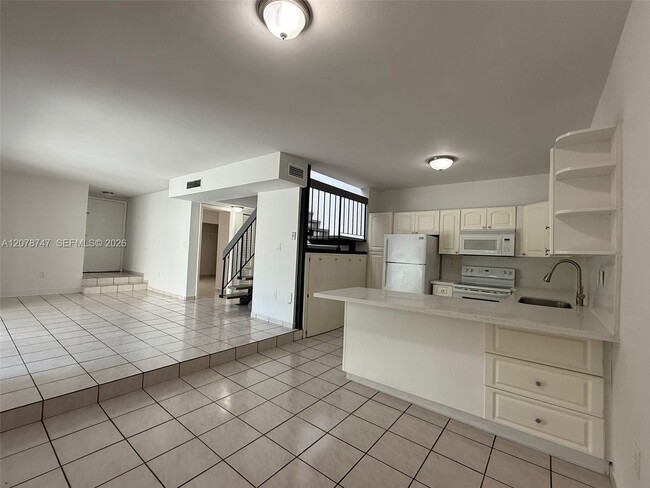 Building Photo - 746 NW 105th Pl