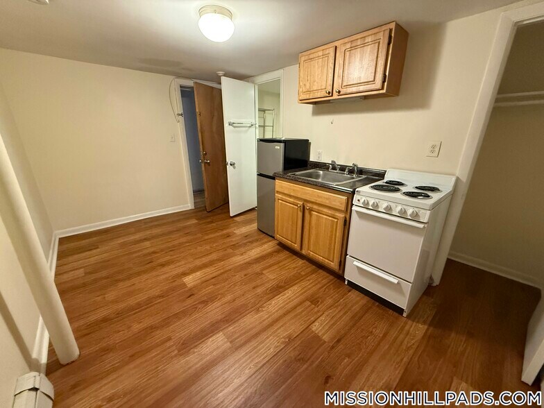 Building Photo - 53 S Huntington Ave