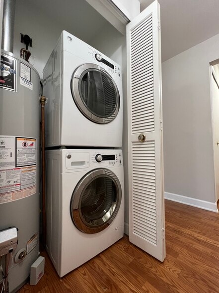 washer & dryer - 225 Briarcrest