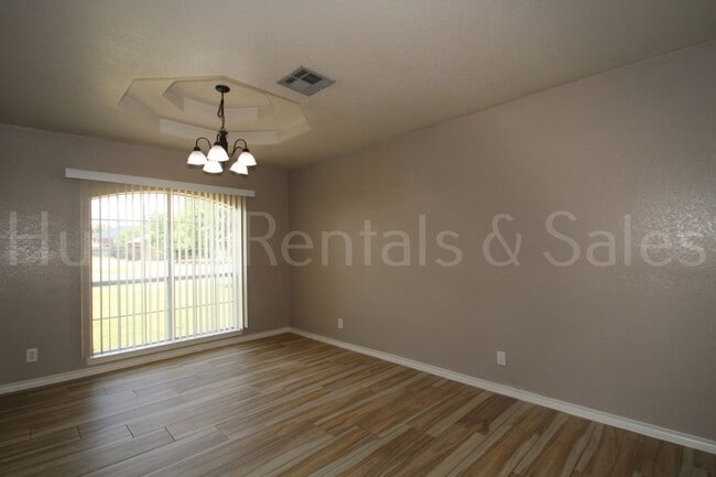 Building Photo - Well-Maintained & Move-In Ready in South Killeen