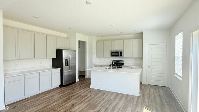 Building Photo - 1205 Beverly Pl