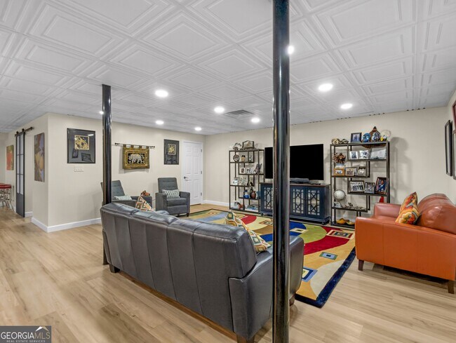 Building Photo - 12609 Old Well Ct