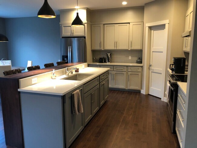 Building Photo - 2018 New Construction Your Home Away From Home