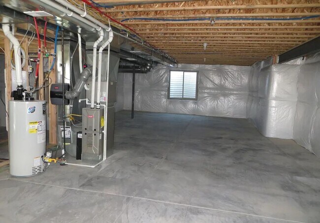 Building Photo - Large 5-Bed, 4-Bath Home in Kechter Farm Neighborhood - New Photos Coming Soon!