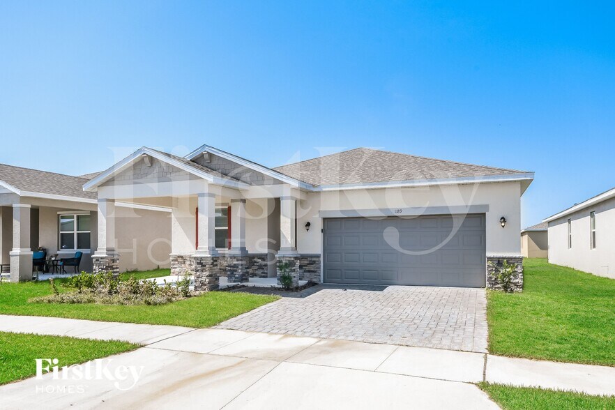 Building Photo - 1189 Spokane Pt