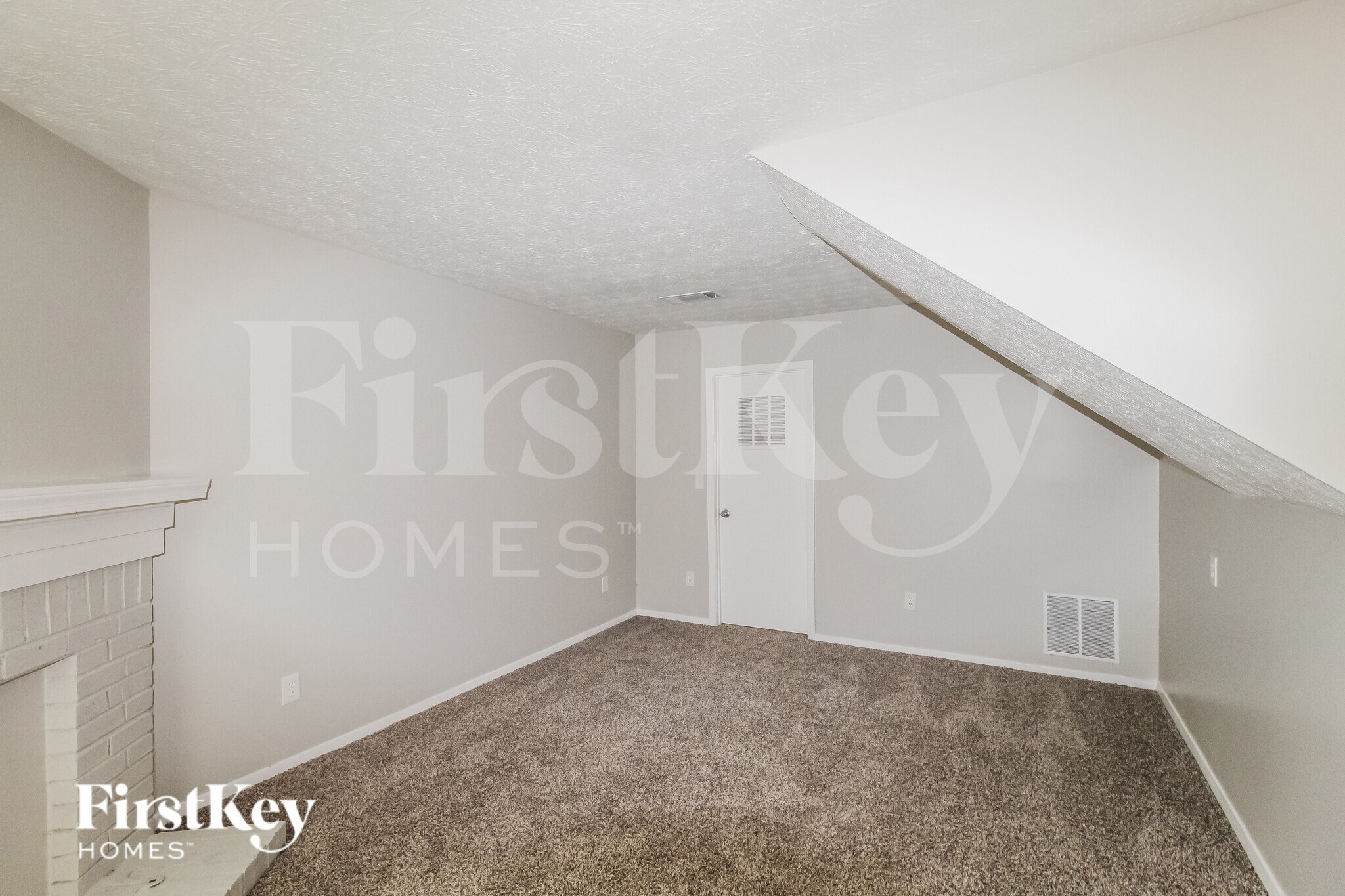 Building Photo - 4631 Garden Hills Dr