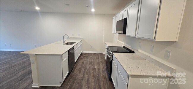 Building Photo - 1931 Tranquility Cir