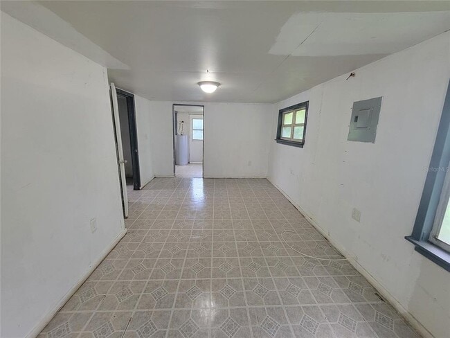 Building Photo - 14052 Railroad Ave