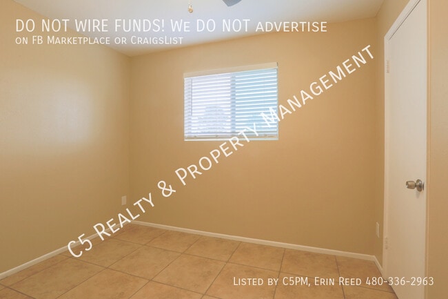 Building Photo - 4722 E Apollo Rd