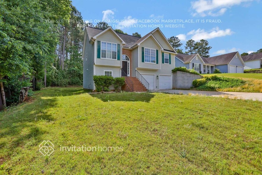 Building Photo - 352 The Gables Dr